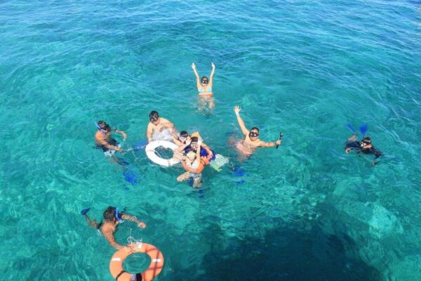 Isla mujeres en Fragata Catamarán