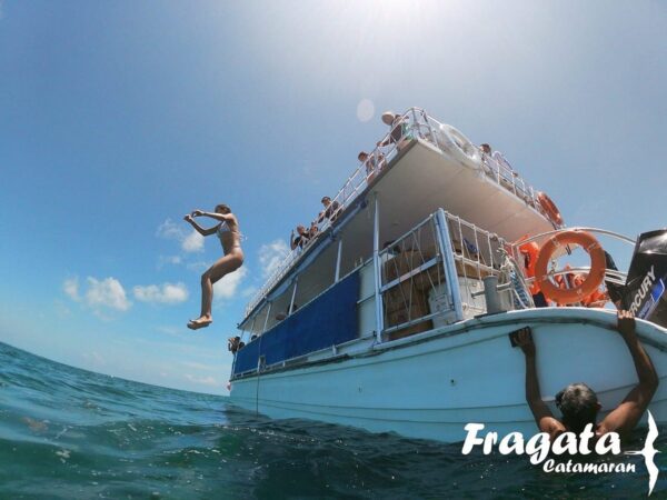 Isla mujeres en Fragata Catamarán
